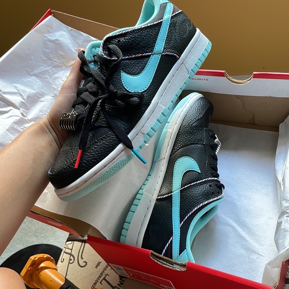 Nike Dunk Low - Picture 7 of 9